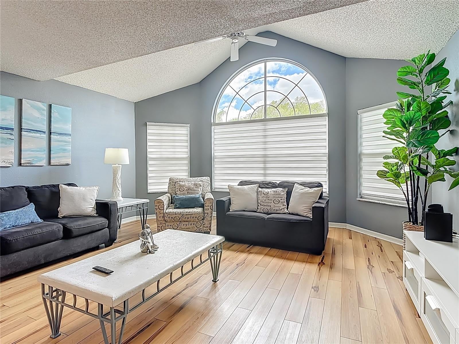 2753 N POINCIANA Boulevard – photo 5