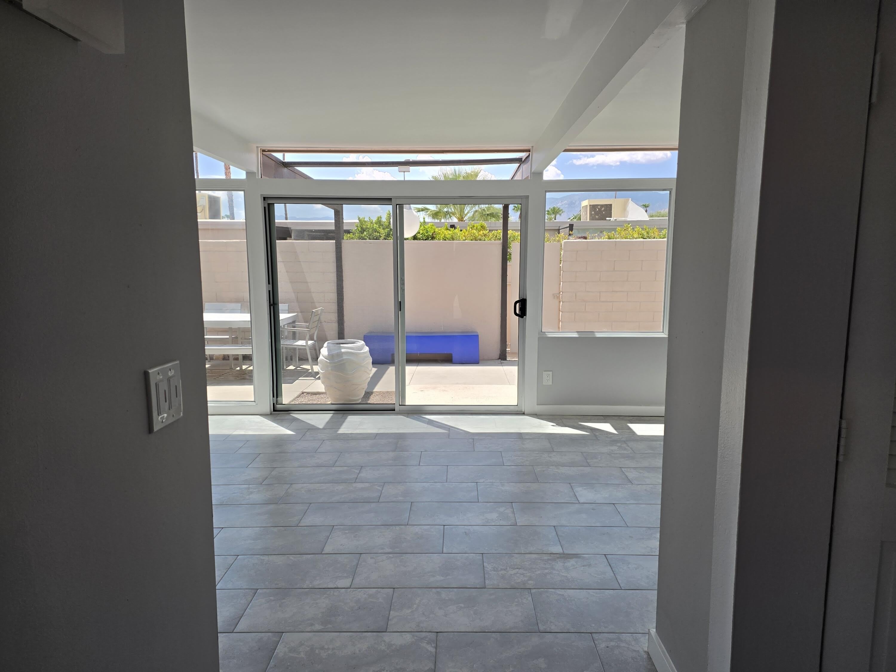 735 E Louise Drive – photo 5