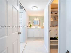 500 Bayview Drive – photo 5
