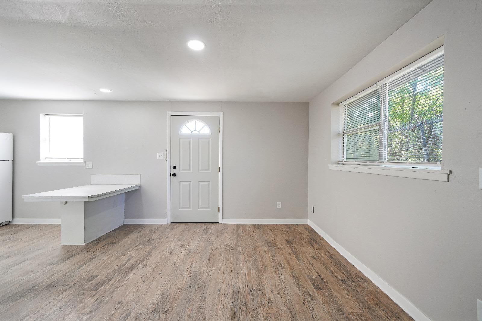 200 Sw 6th Ave – photo 4