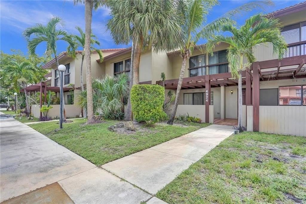 4924 SHERIDAN Street – photo 2