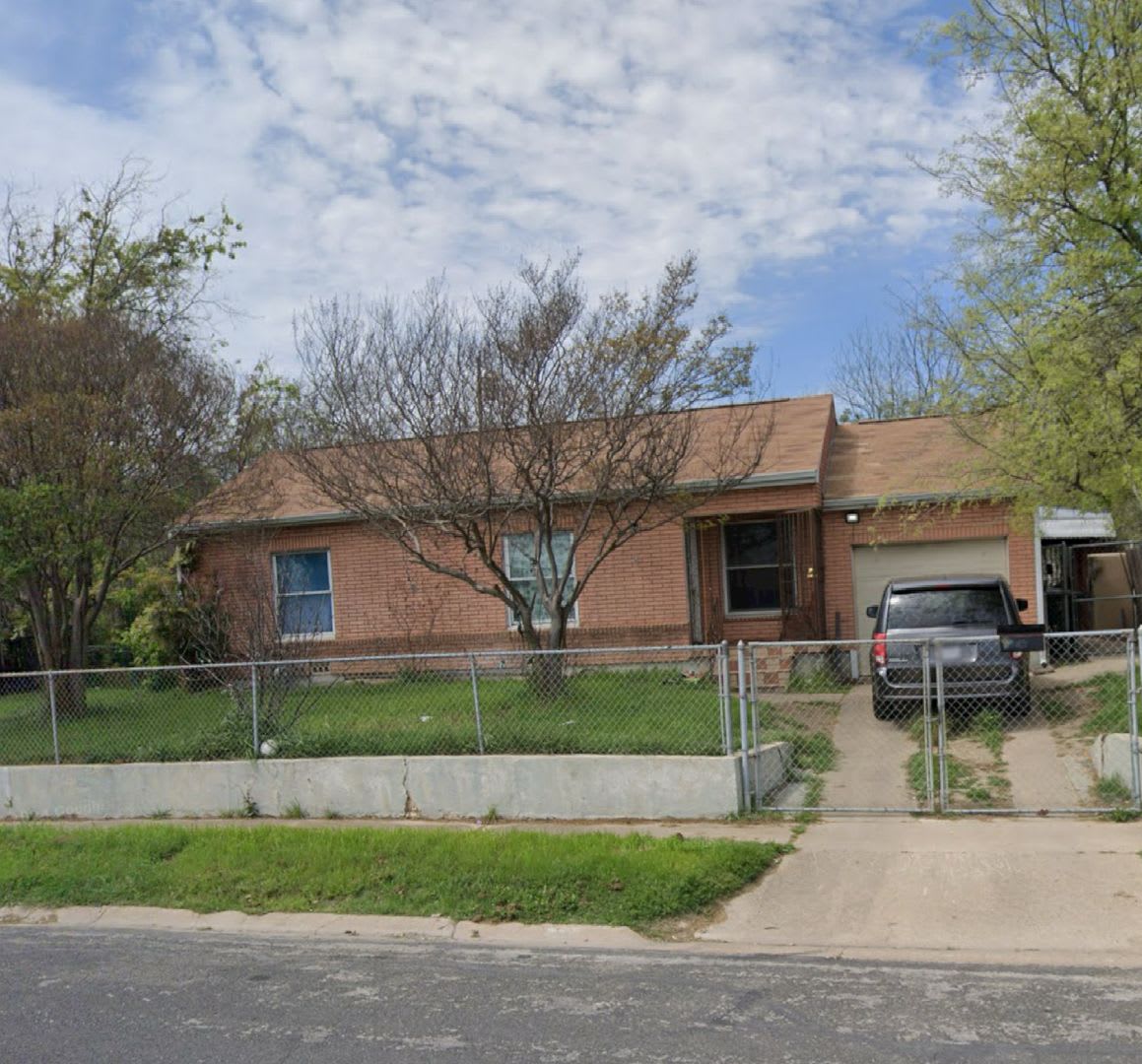 903 Conder St. – photo 1
