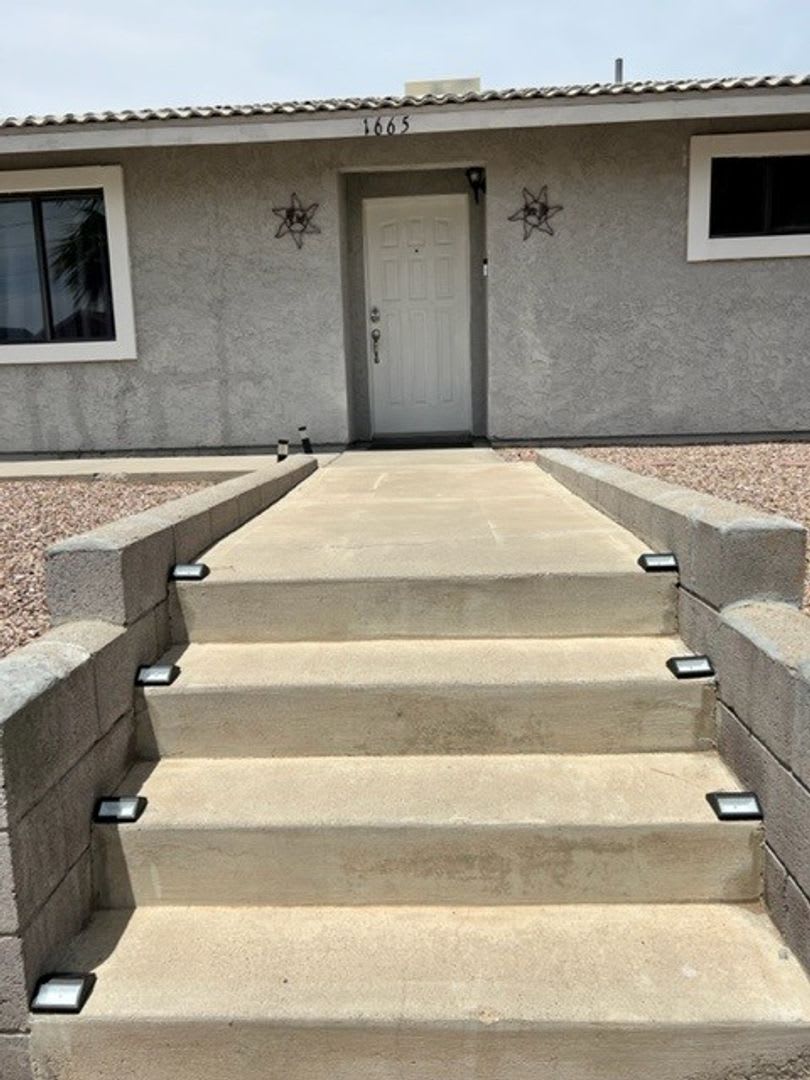 Furnished 3 BR 2ba Hse w/ utilities Target Center/Golf/Hwy 95 – photo 2