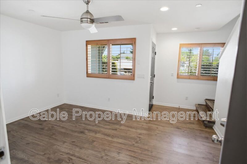 14854 Nordhoff Street – photo 2