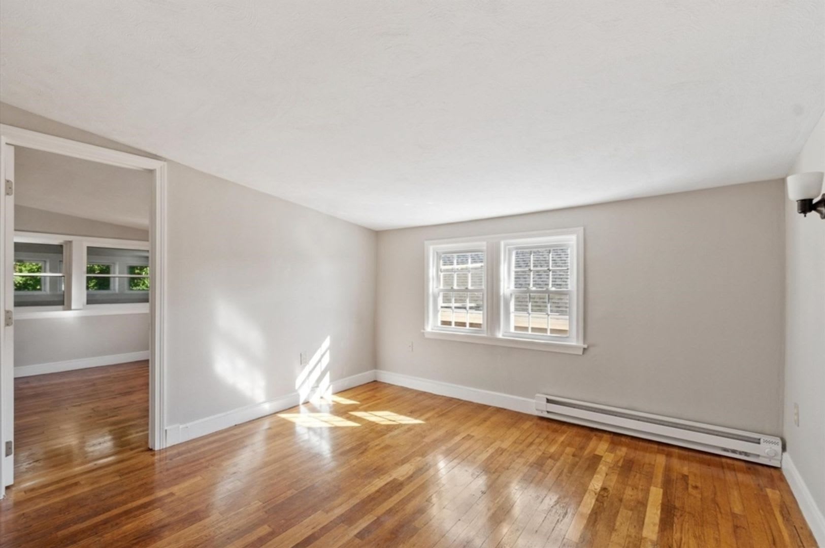 Spacious 3 Br 1 Bath In Dedham – photo 1
