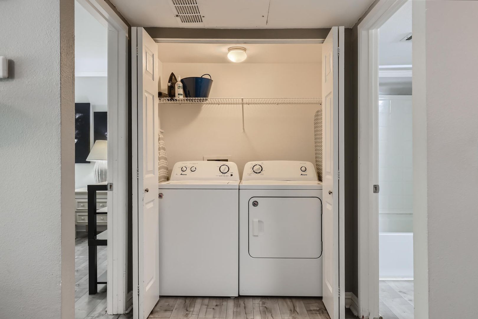 Move In Special Half Off First Month S Rent If Lease Signed By August 31St Stunning Fully Furnished 1 Bedroom Condo Furniture Optional – photo 4