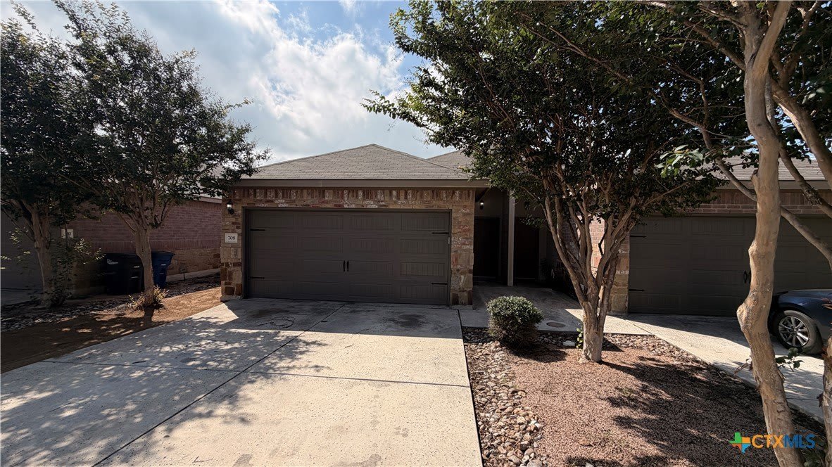 708 Saengerhalle Road – photo 1