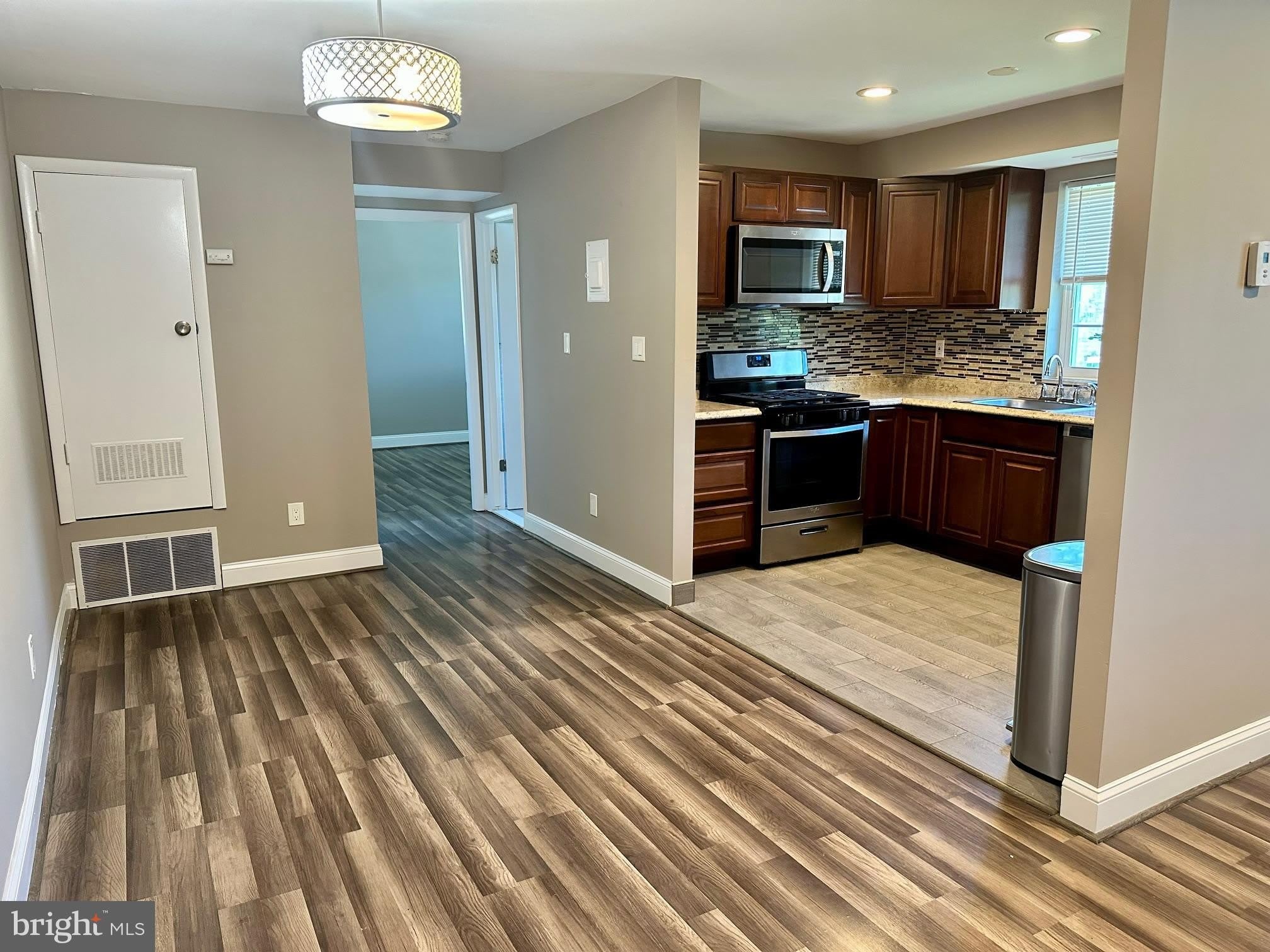 11908 L Tarragon Road – photo 5