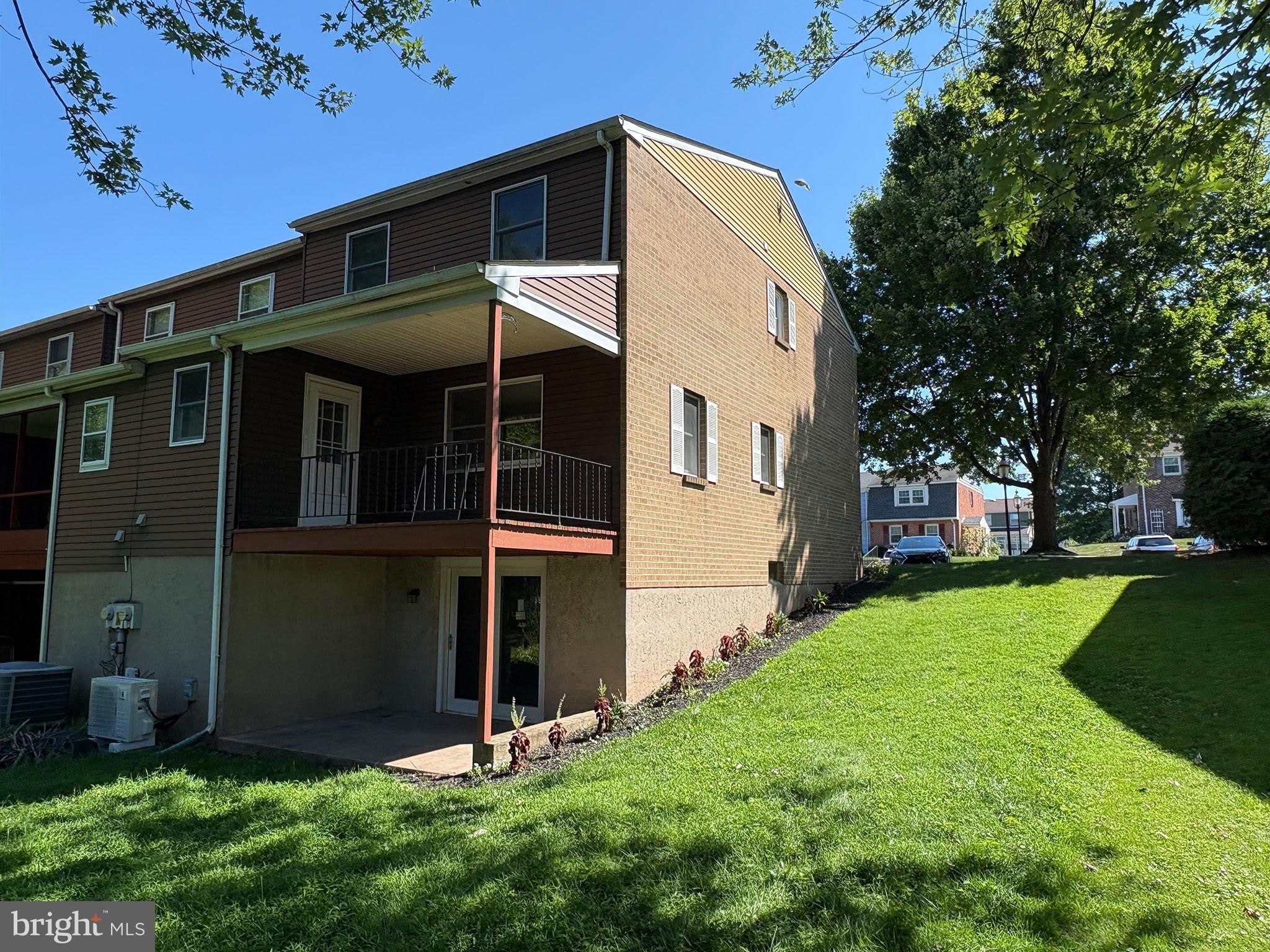 30 VALLEY Drive – photo 2
