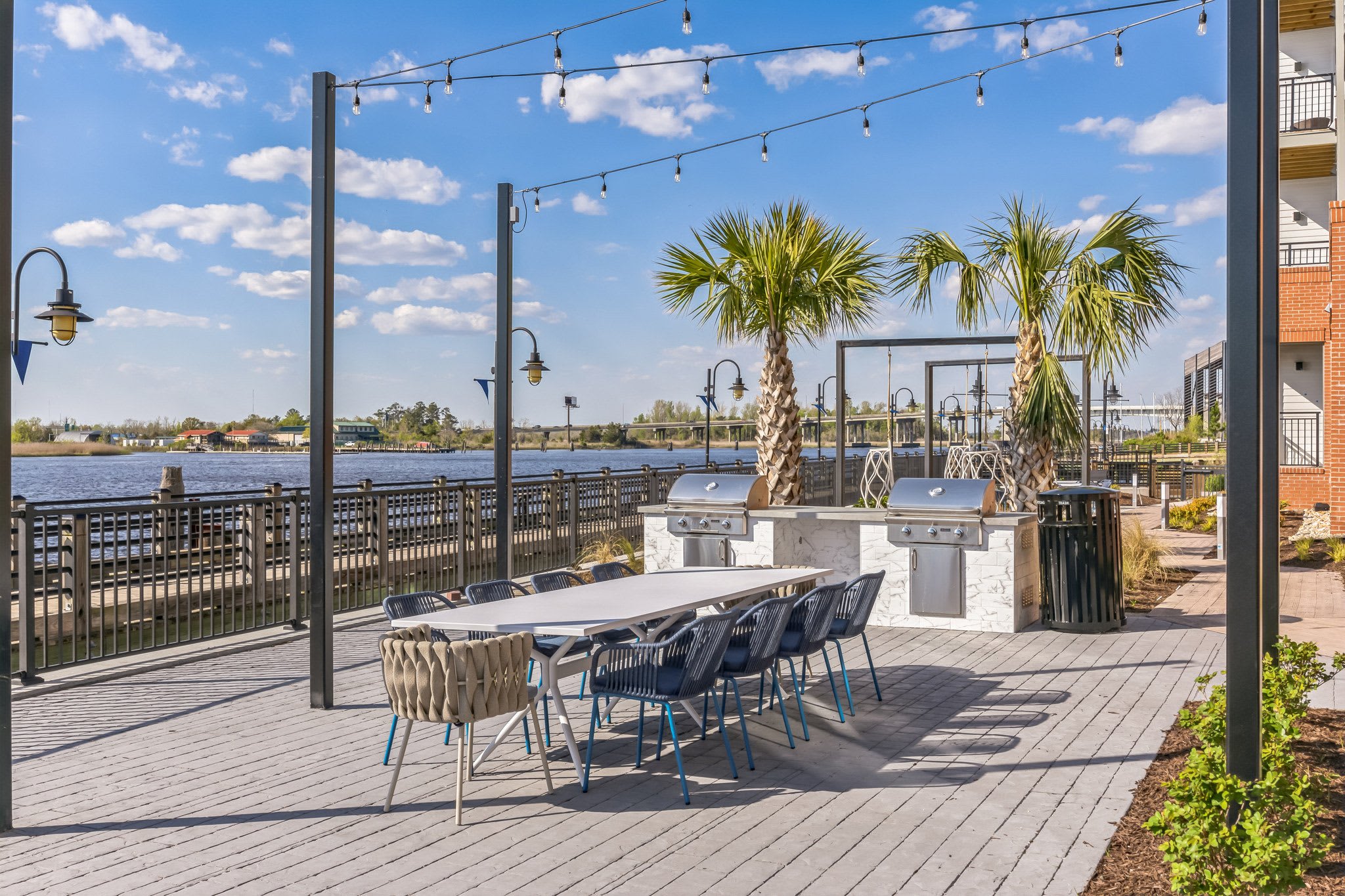 Metropolitan at The Riverwalk – photo 3