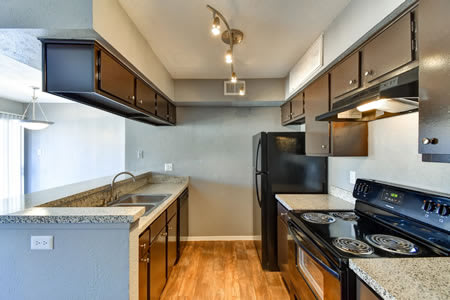 Pleasant Creek Apartments – photo 1