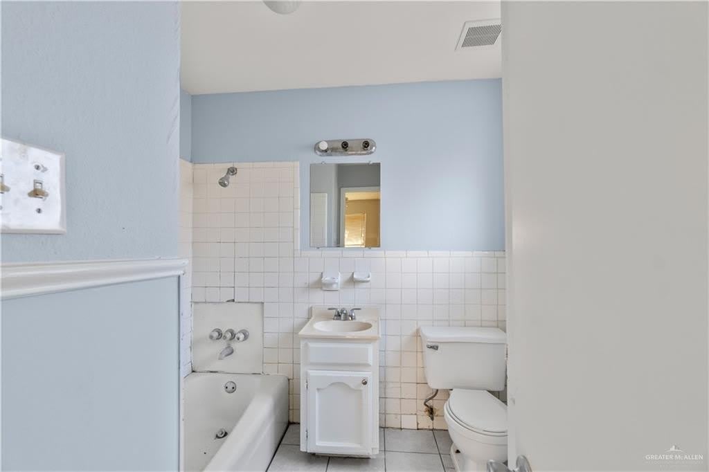 201 Montevideo Avenue – photo 4