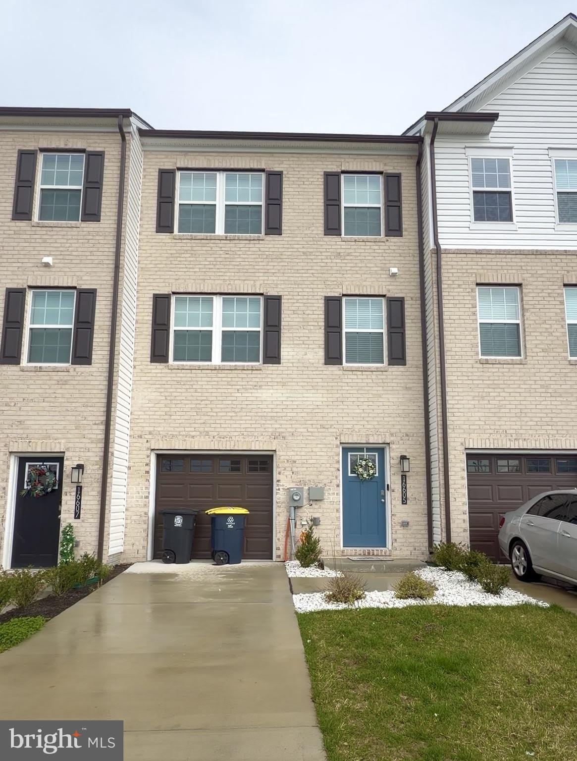 16605 GREEN GLADE DR – photo 1