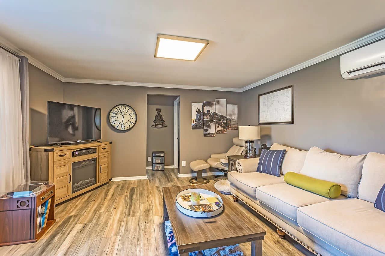 2402 Rodney Drive – photo 2