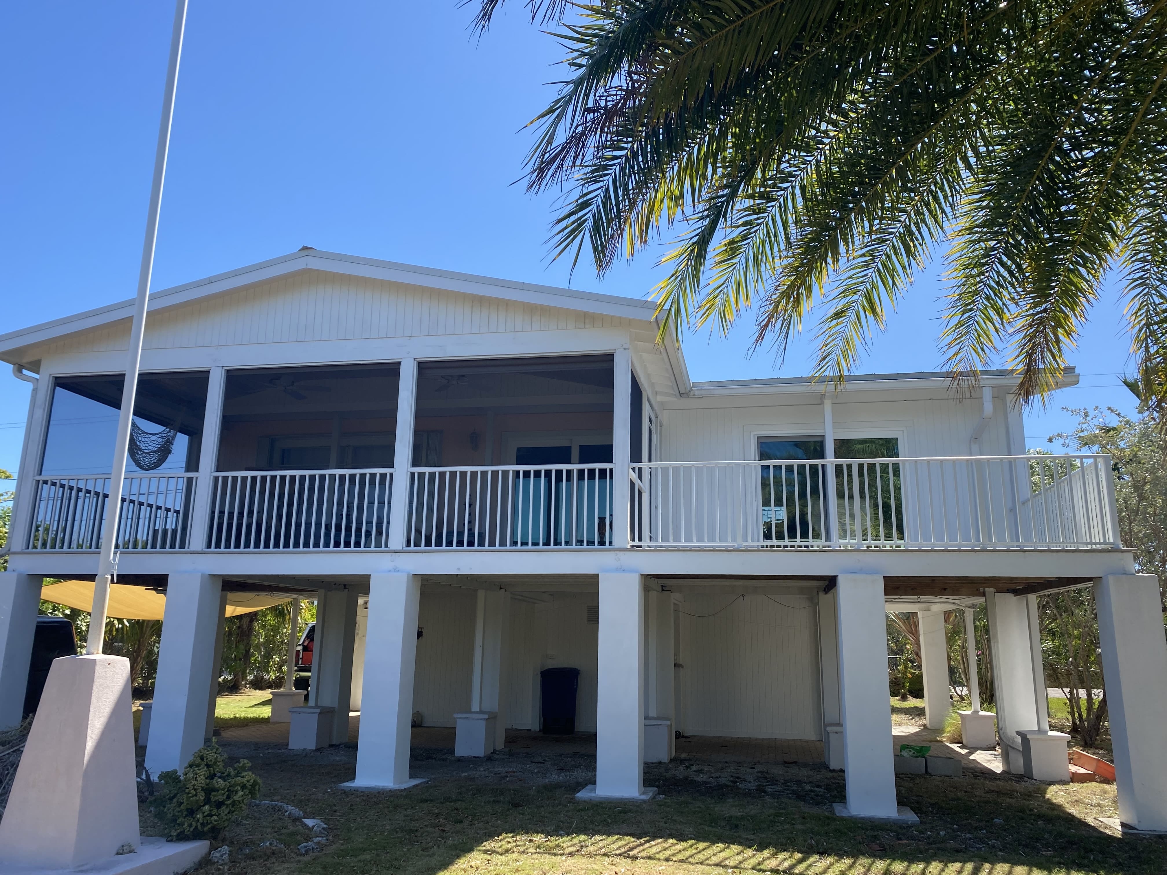 1166 Fern Ave – photo 2