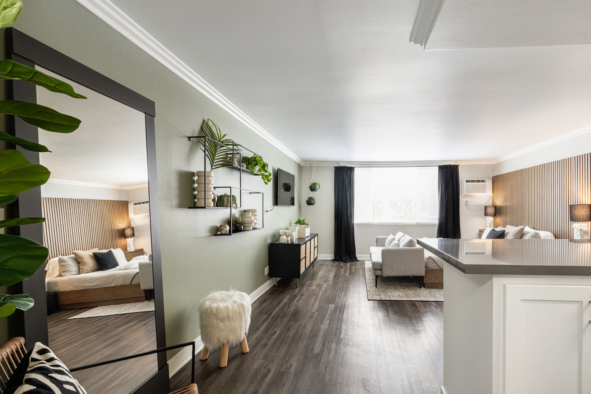 1200 Riverside – photo 4