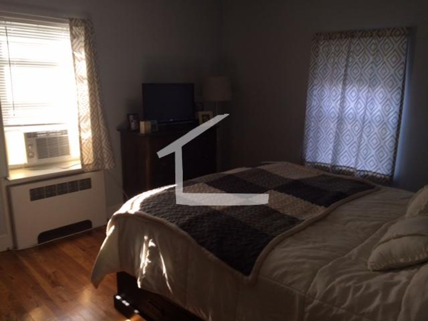 Nice 1 bed in Oak Square – photo 3
