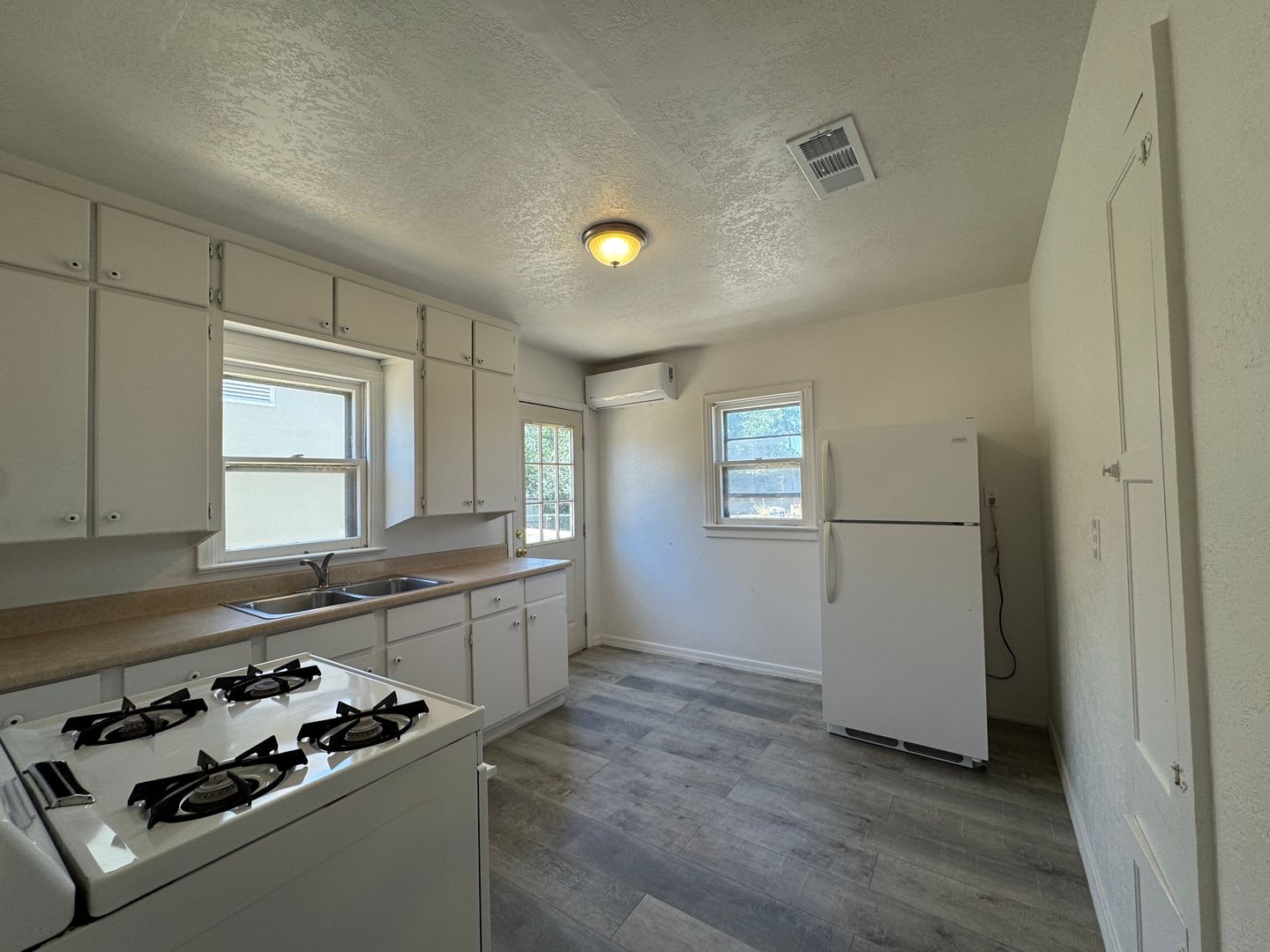 304 W Albuquerque – photo 5