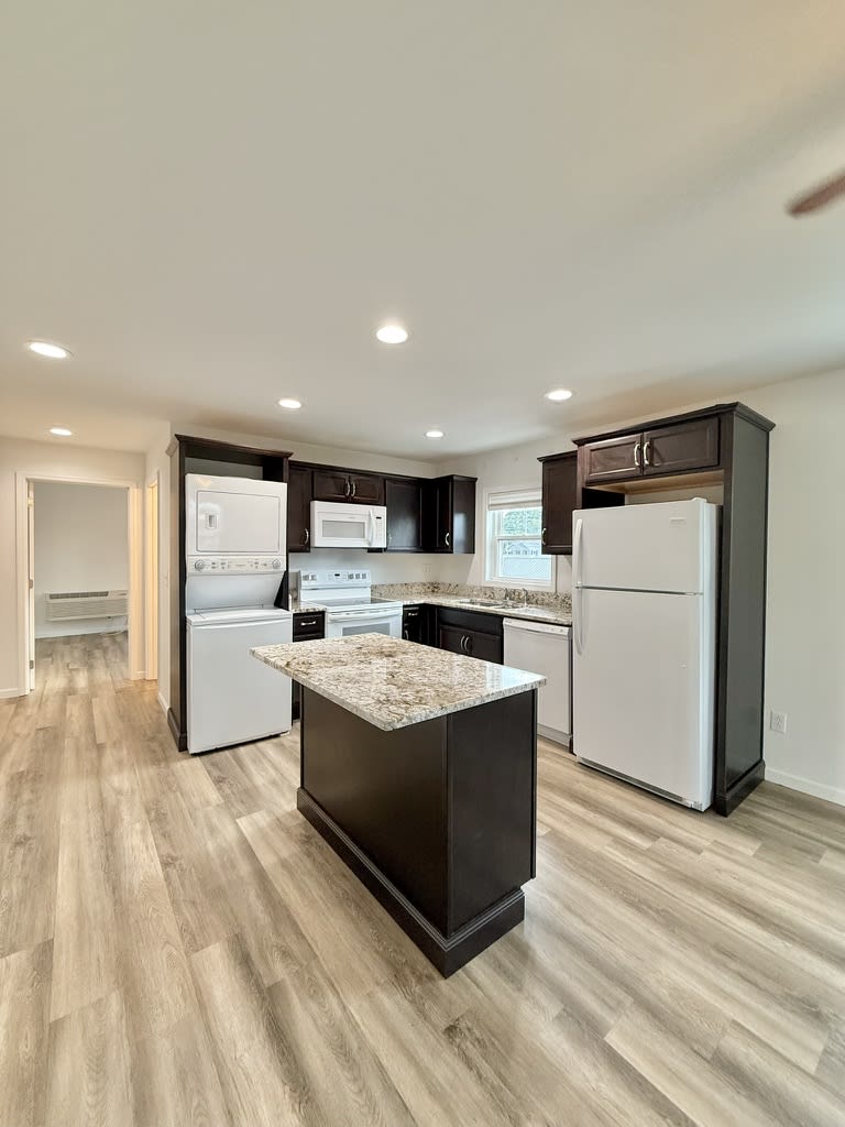 222 West Broadway Avenue – photo 4