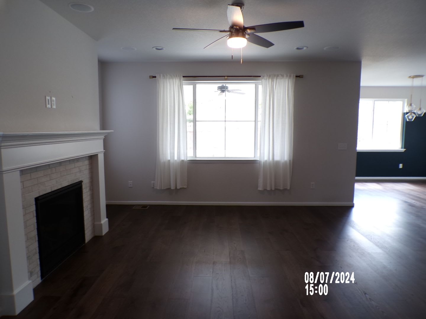 Stunning Home in Castle Rock 4Bedrooms 3.5 Bathrooms! – photo 5