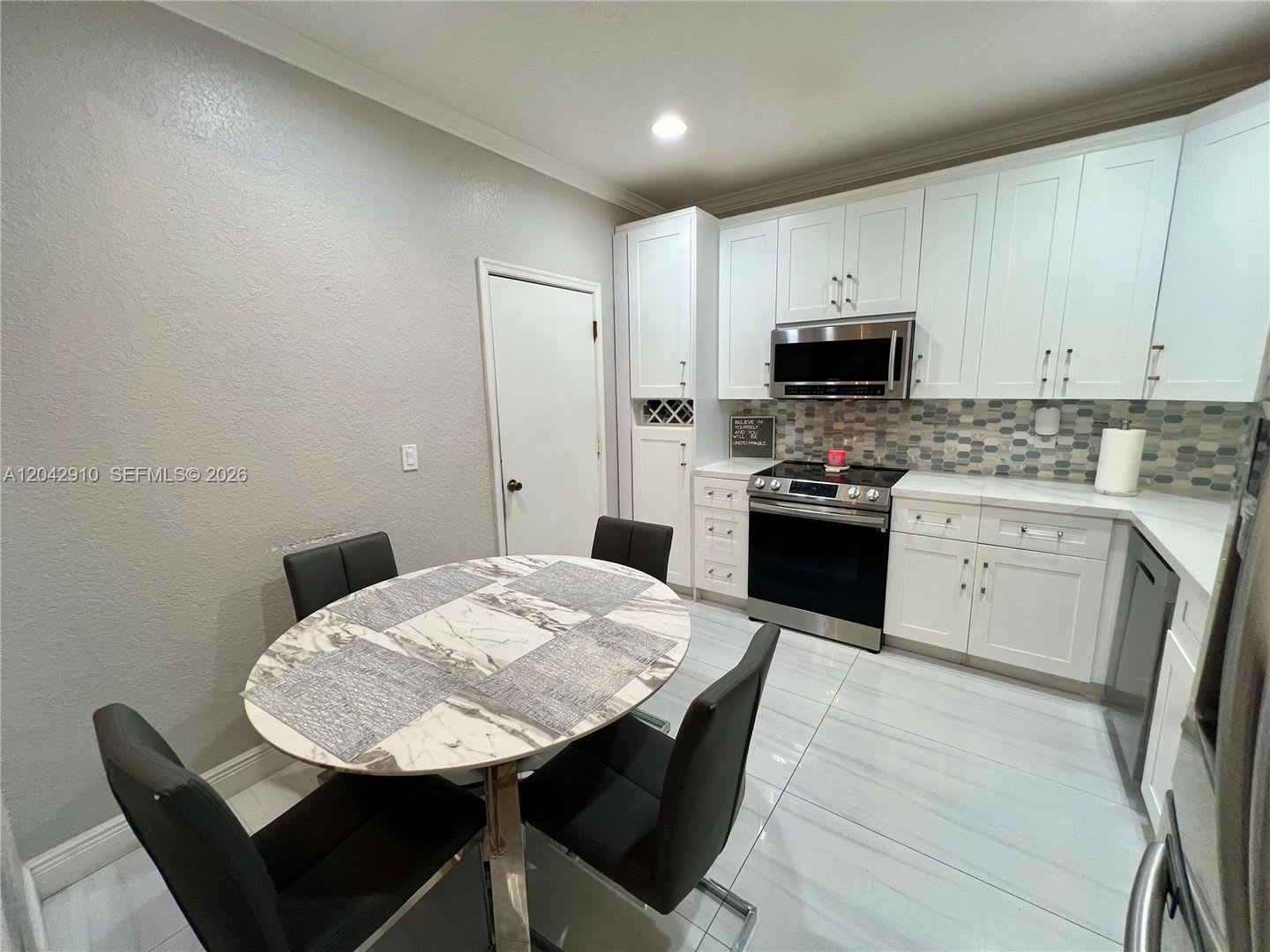 8917 NW 54th Street, Sunrise, FL 33351 – photo 4