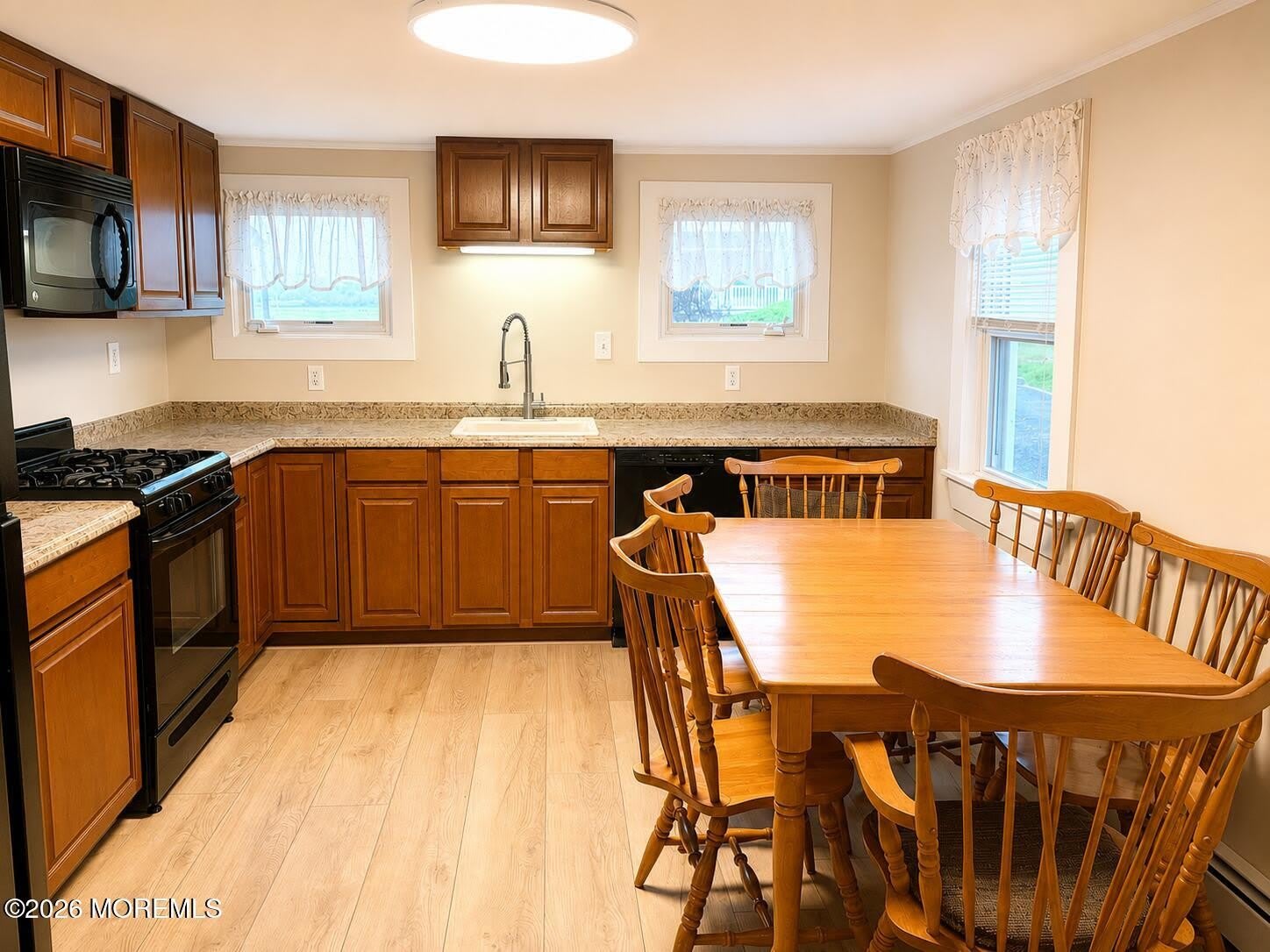 46 Riverdale Avenue – photo 2