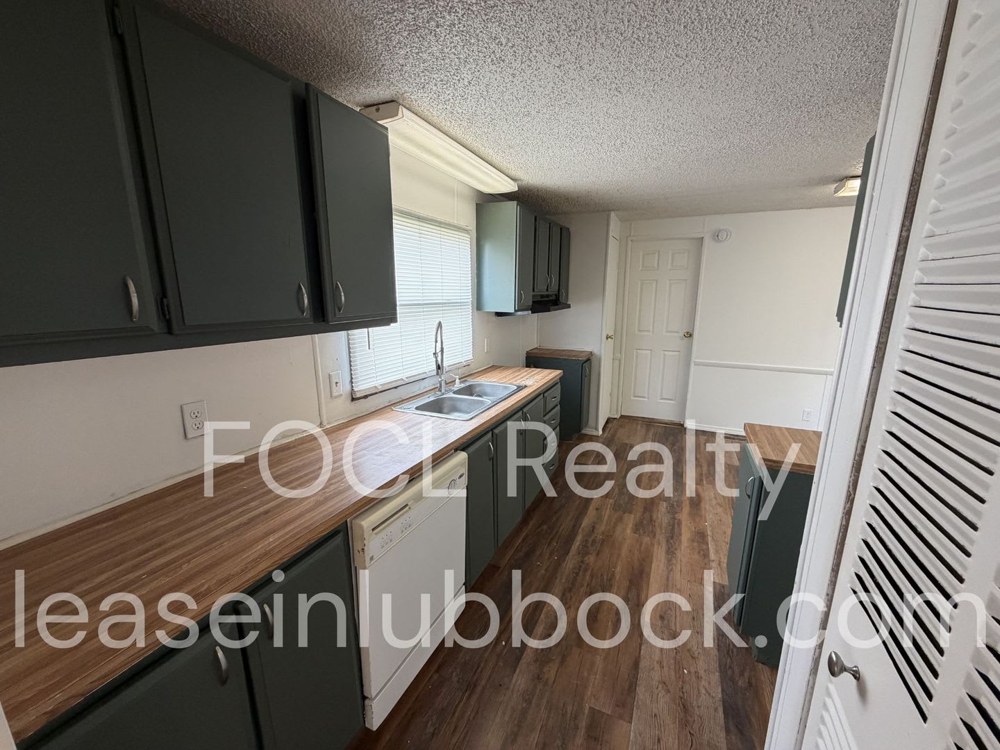 3 Bed 2 Bath Mobile Home In Roosevelt School District – photo 3