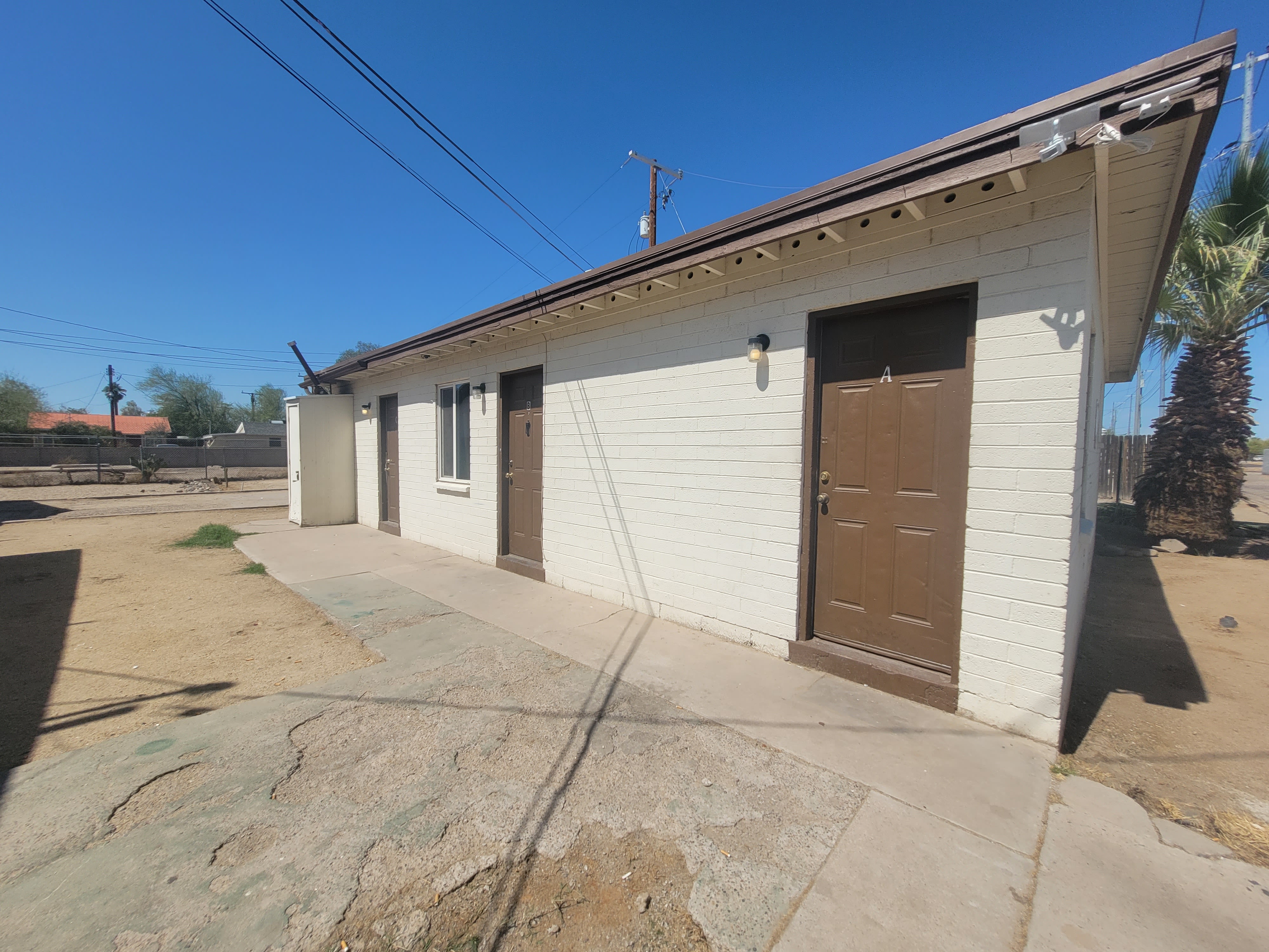 712 W Fillmore St Apt C – photo 1