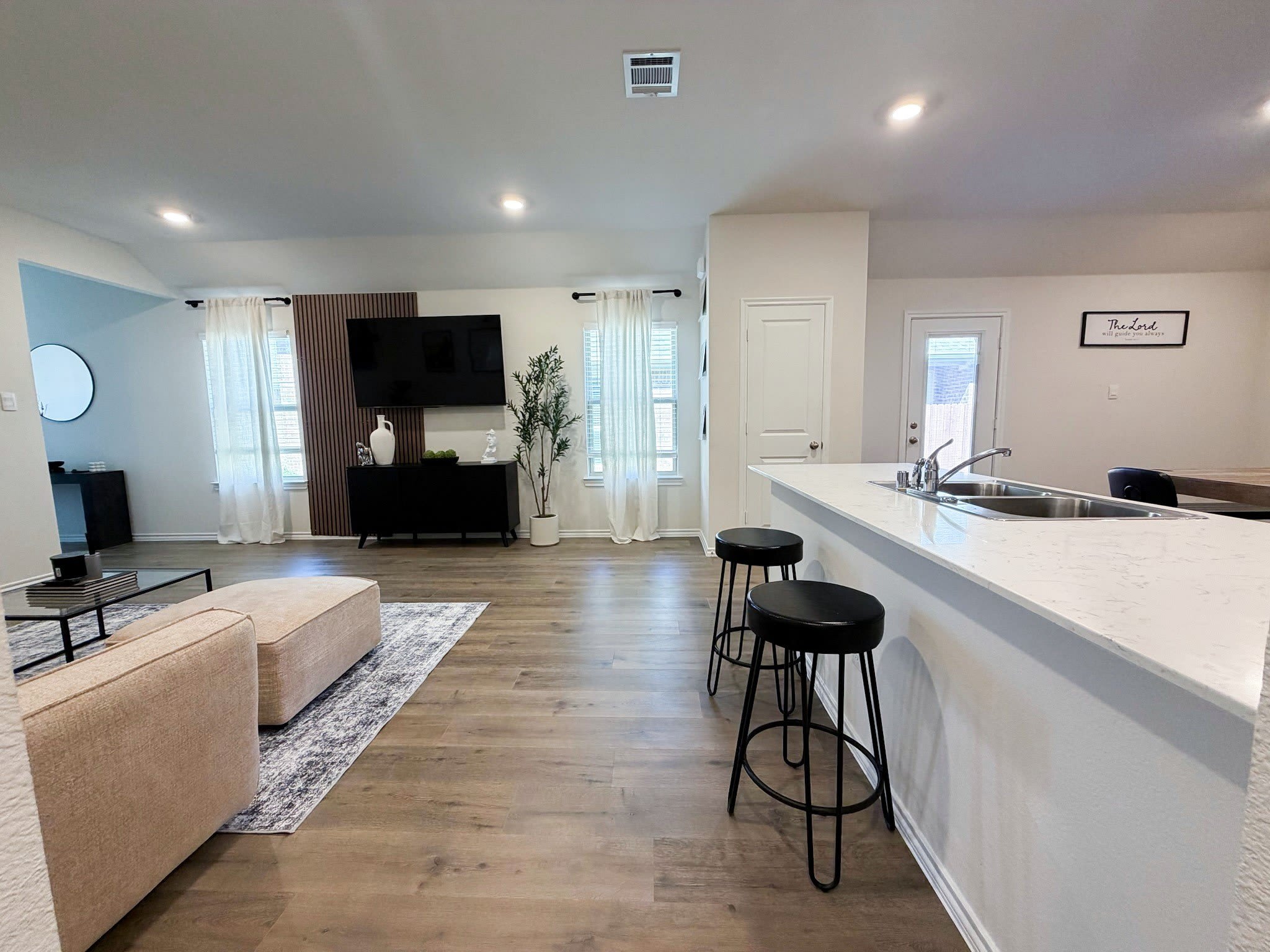553 New Dawn Drive – photo 4