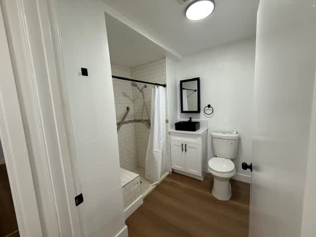 8901 1 2 Holmes Ave – photo 2