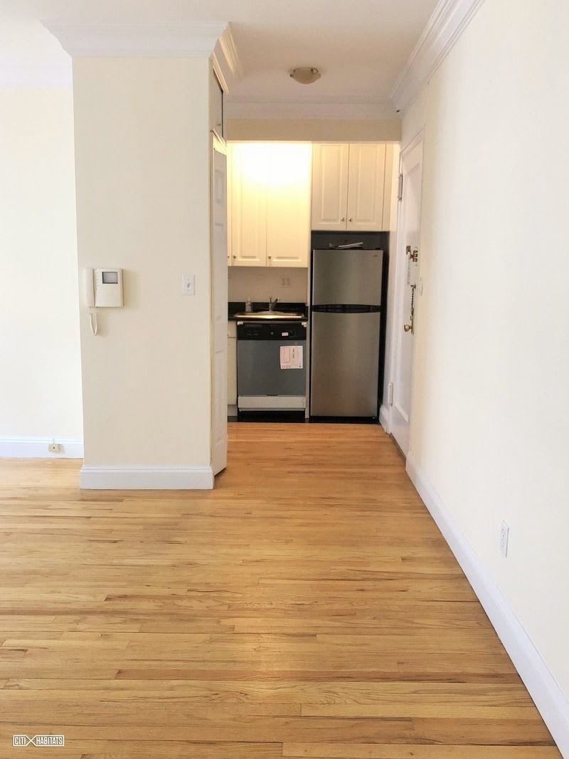 1680 York Avenue – photo 4