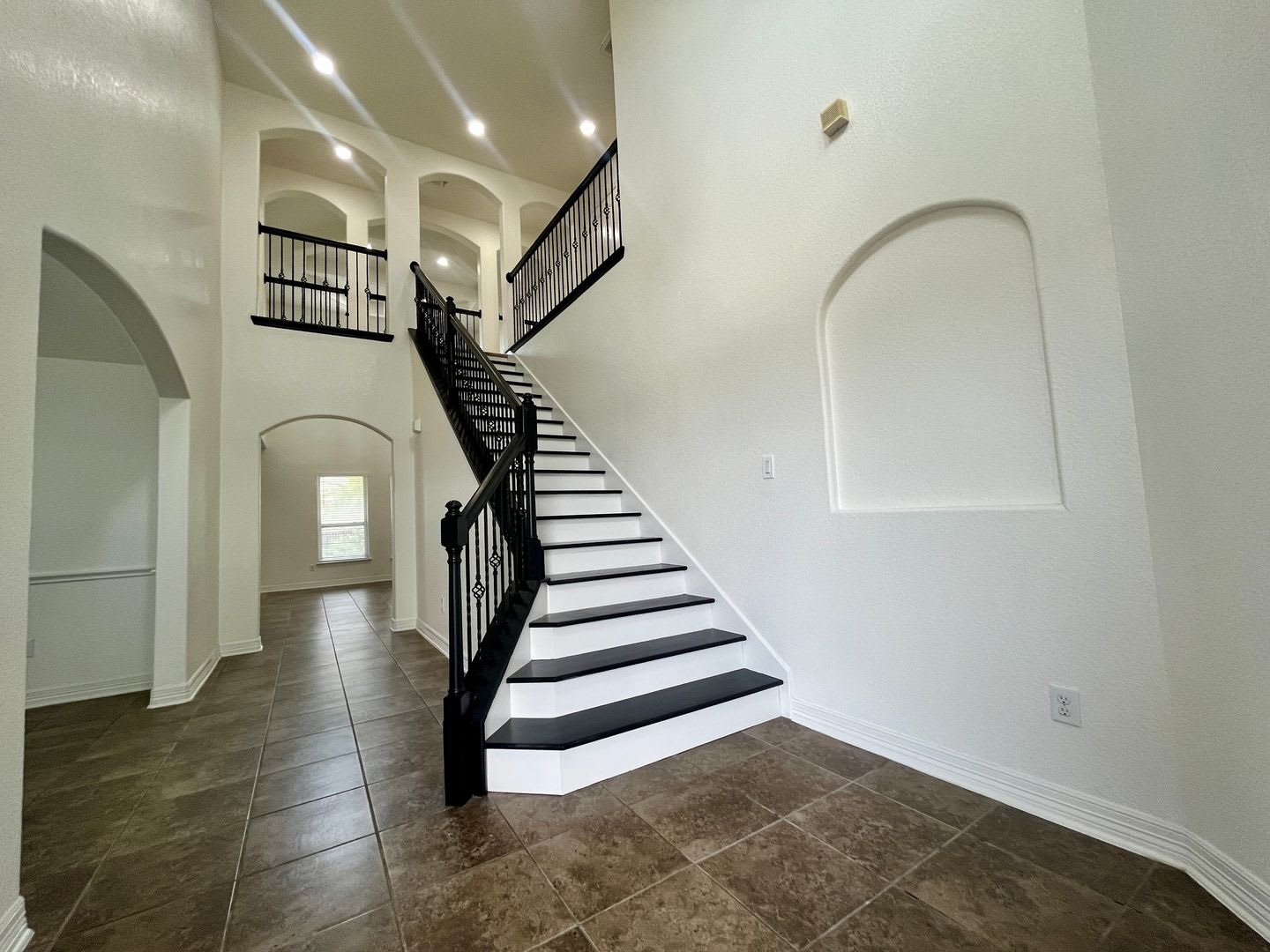 Spacious 5 Bedroom 3 5 Bath Home In Northeast San Antonio Minutes From Randolph Afb And Ikea – photo 3