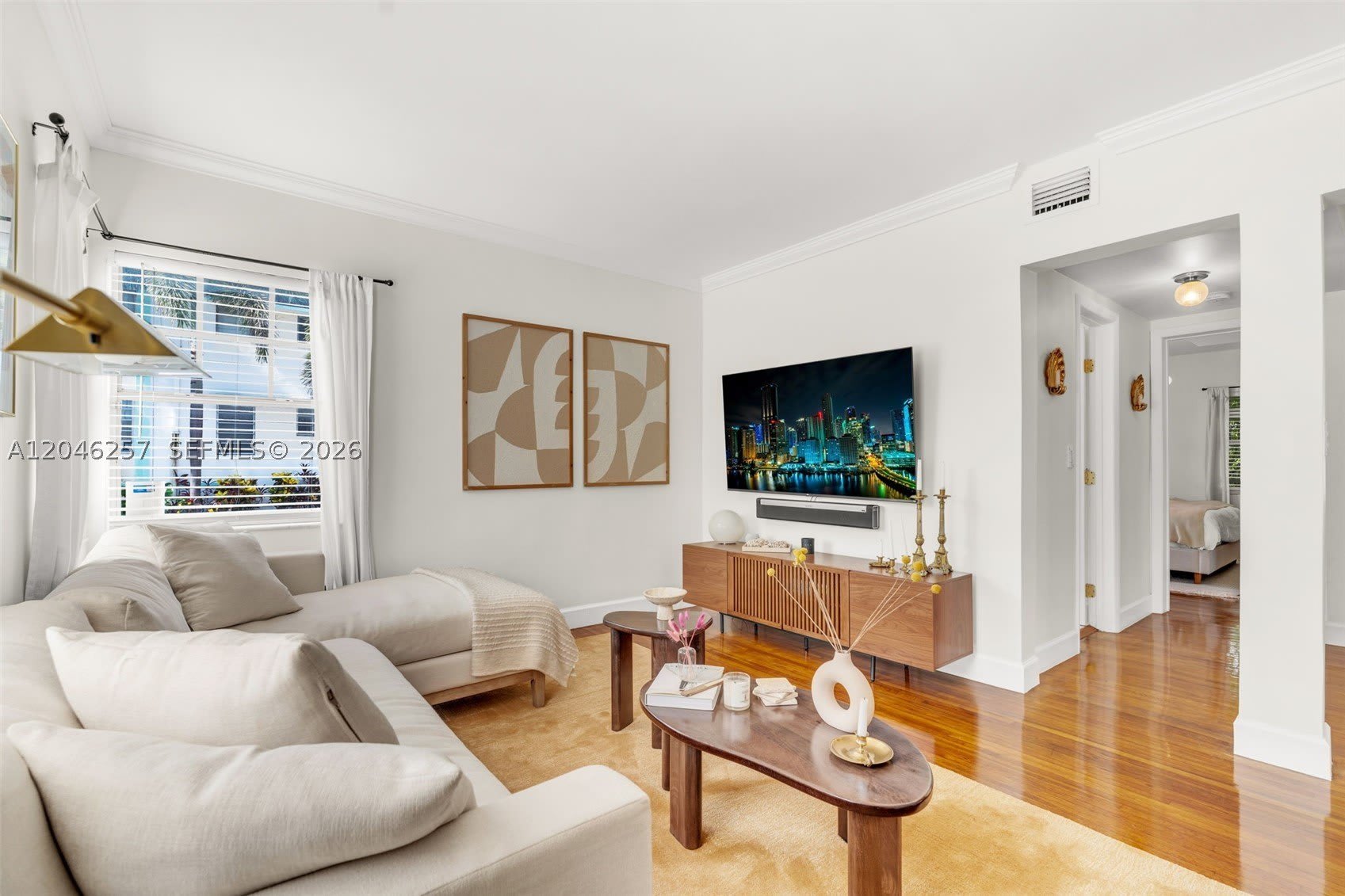 915 8th St – photo 2