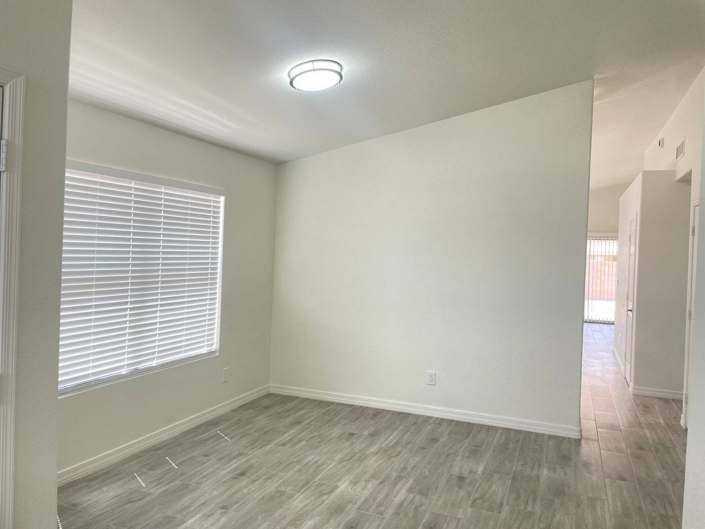 Full remodel, be the first to live in this Beauty, 3 bed /2 bath home in Clemente Ranch – photo 4