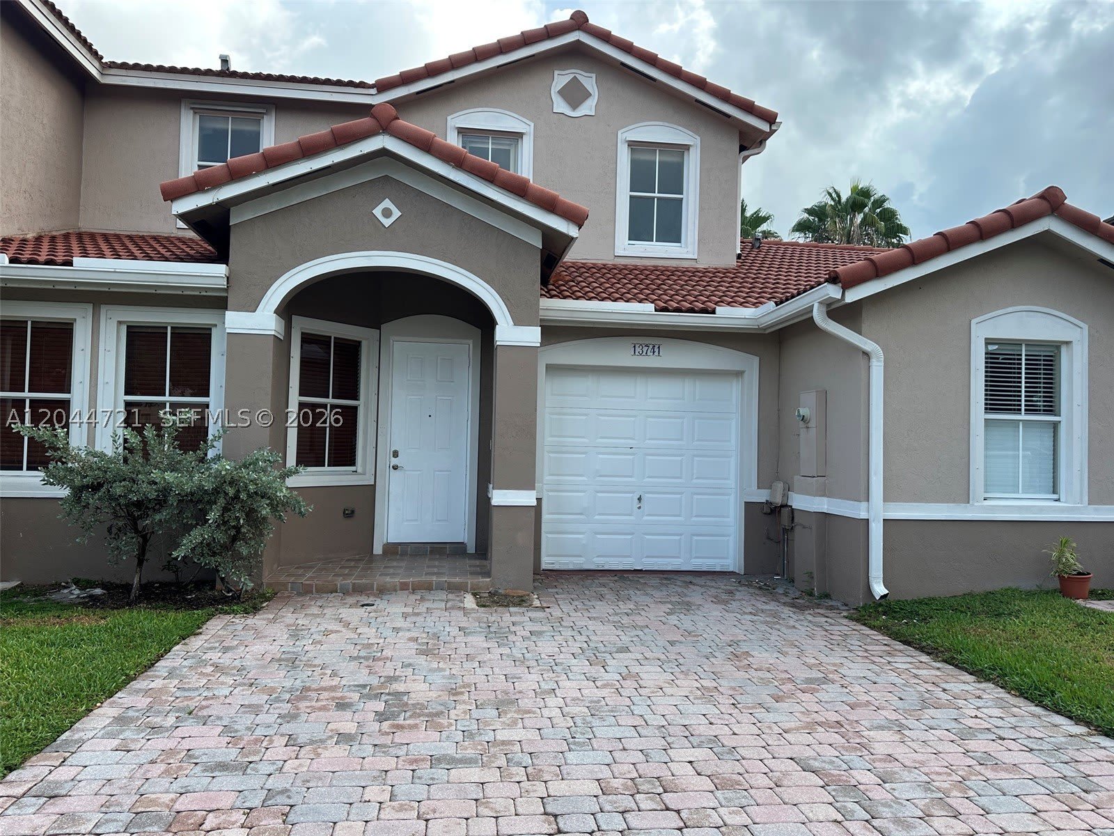 13741 SW 274th Ter – photo 2