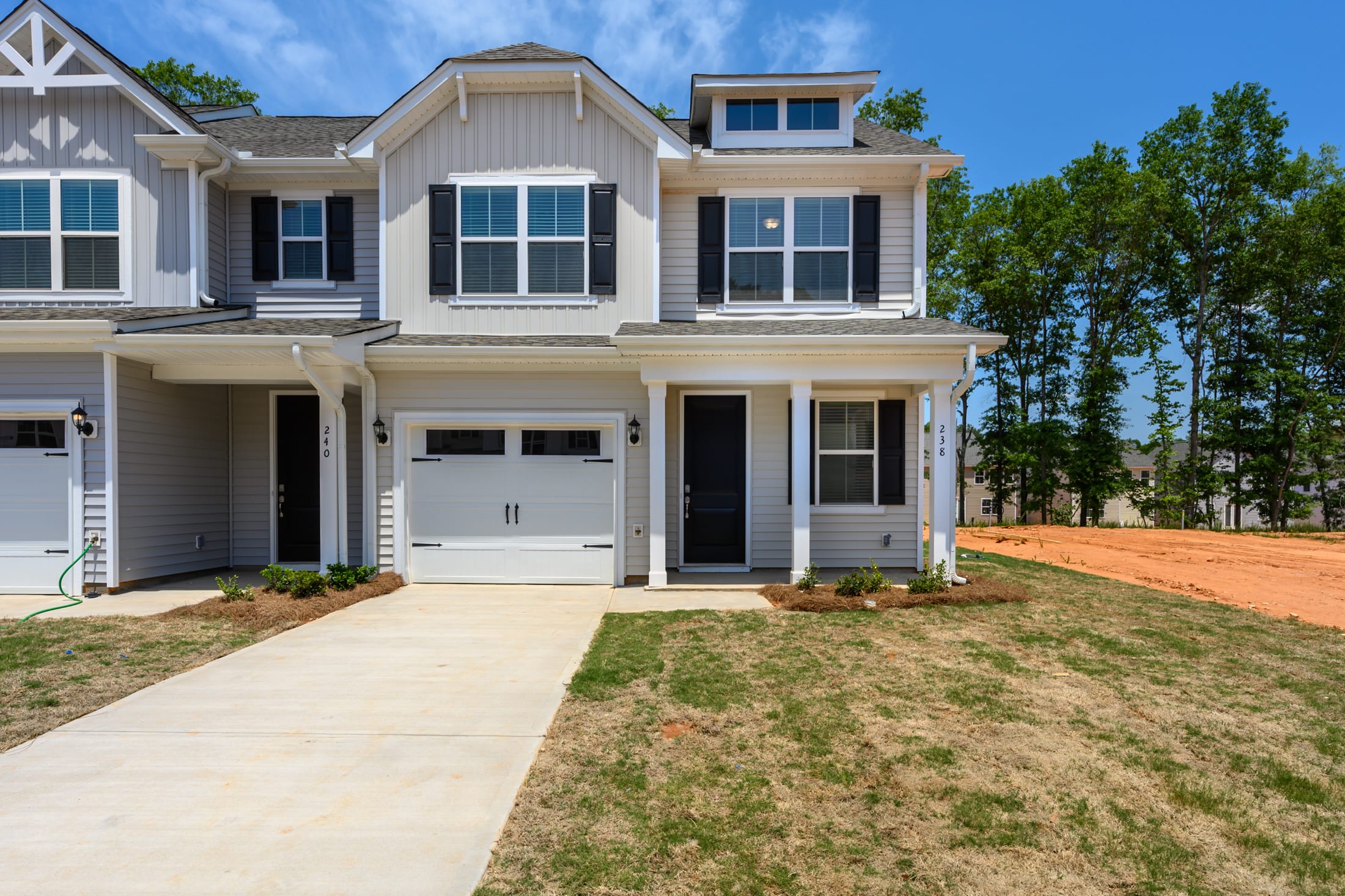 15 Gramercy Woods Lane – photo 4