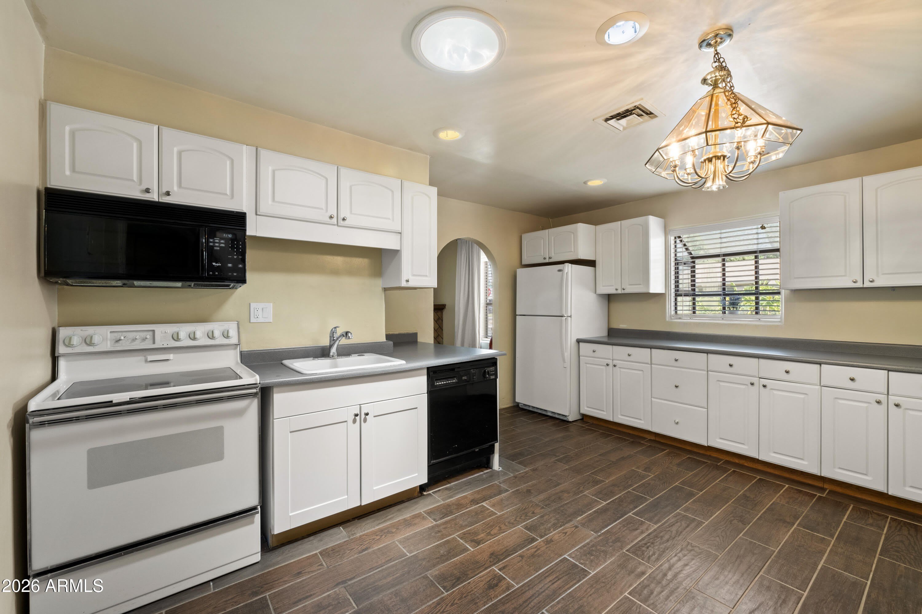 1001 S ROOSEVELT Street – photo 3