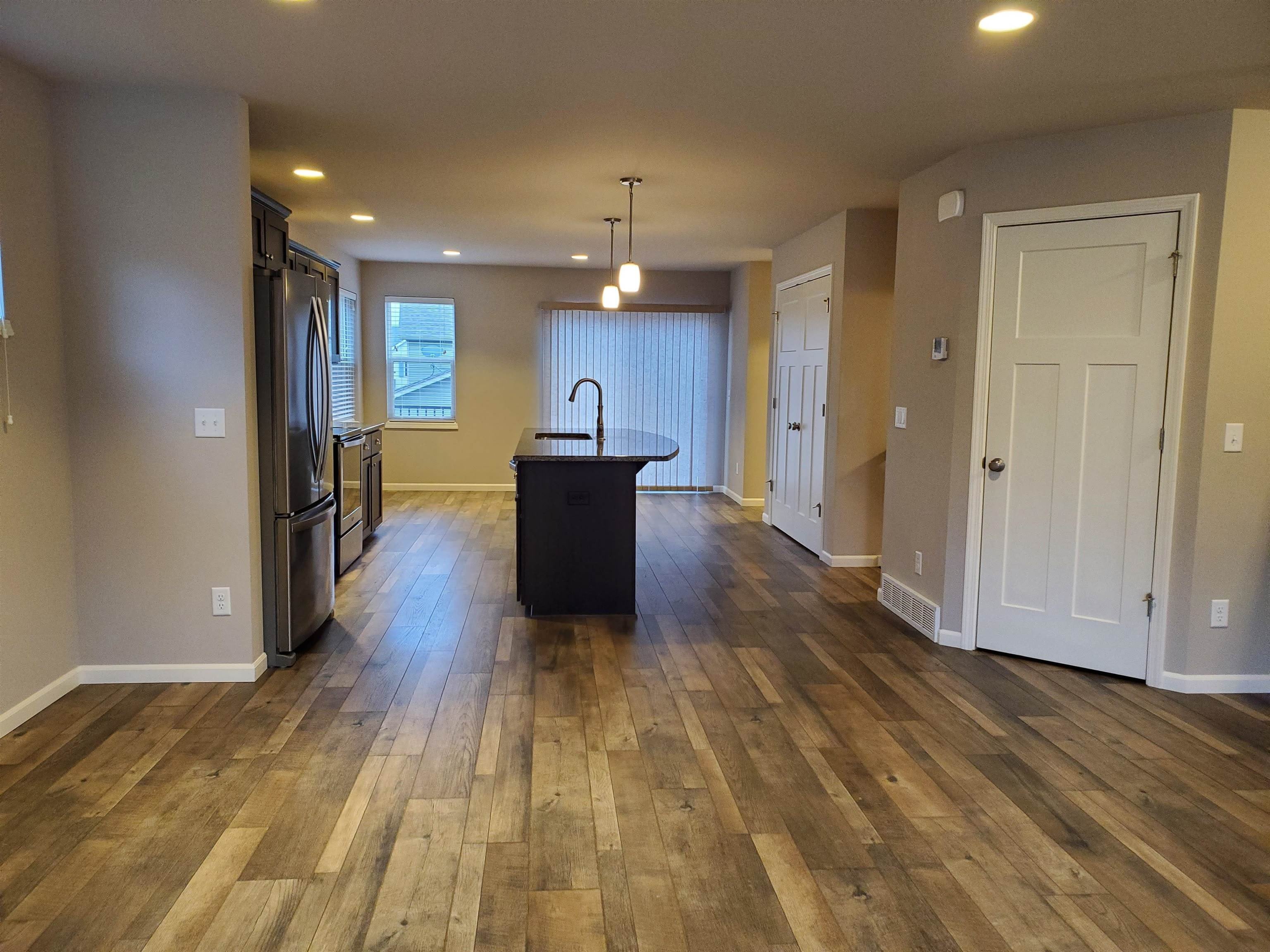 9335 Silicon Prairie Parkway – photo 5