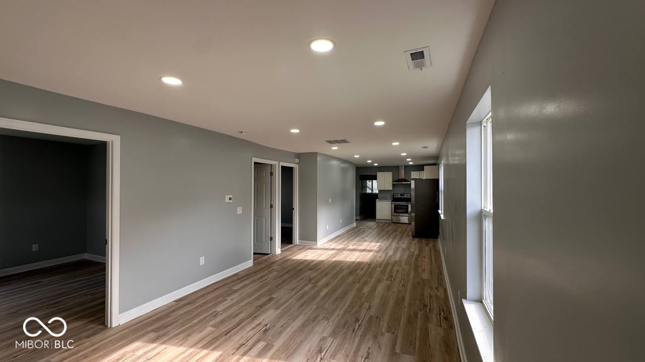 1107 E Mulberry Street – photo 4