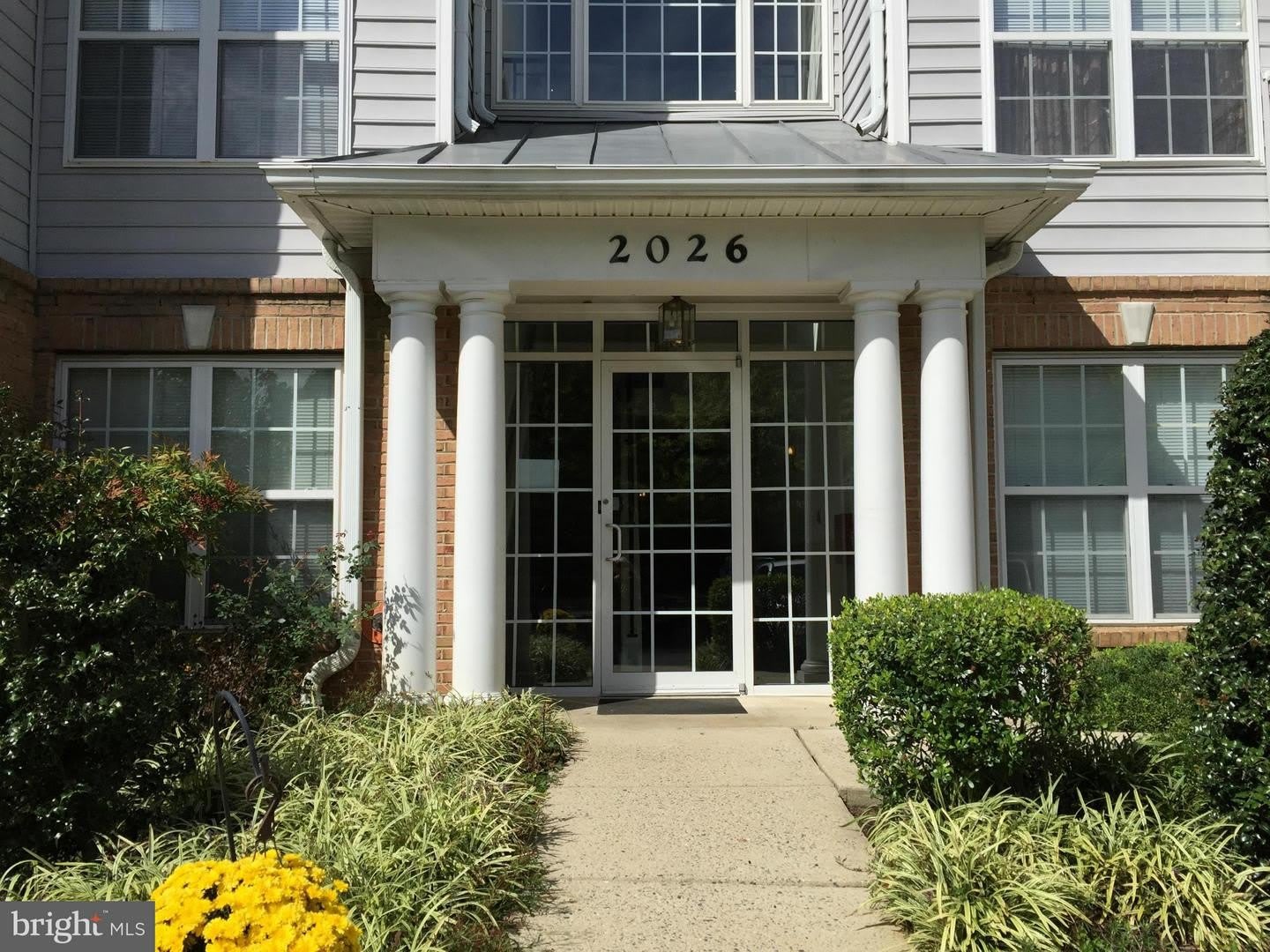 2026 GOV THOMAS BLADEN WAY #301 – photo 2