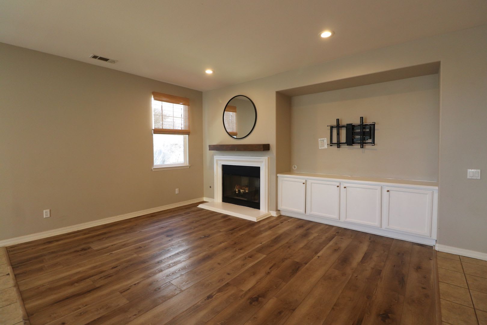 Beautiful Single-Story Home in Cobblestone Creek – 4 Bedrooms, 3 Baths – photo 3