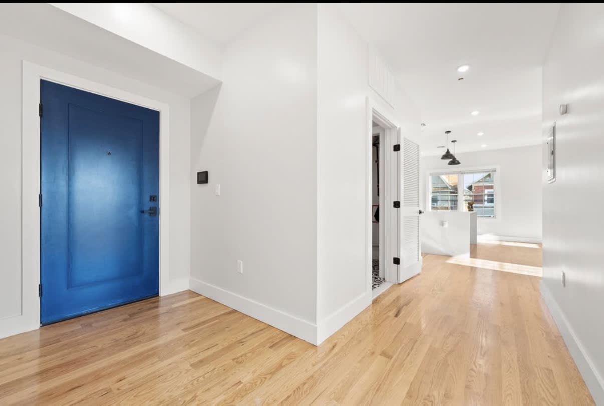 1001 Roselle Street – photo 2