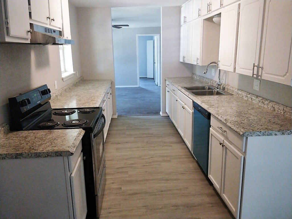 2900 Mirick – photo 4