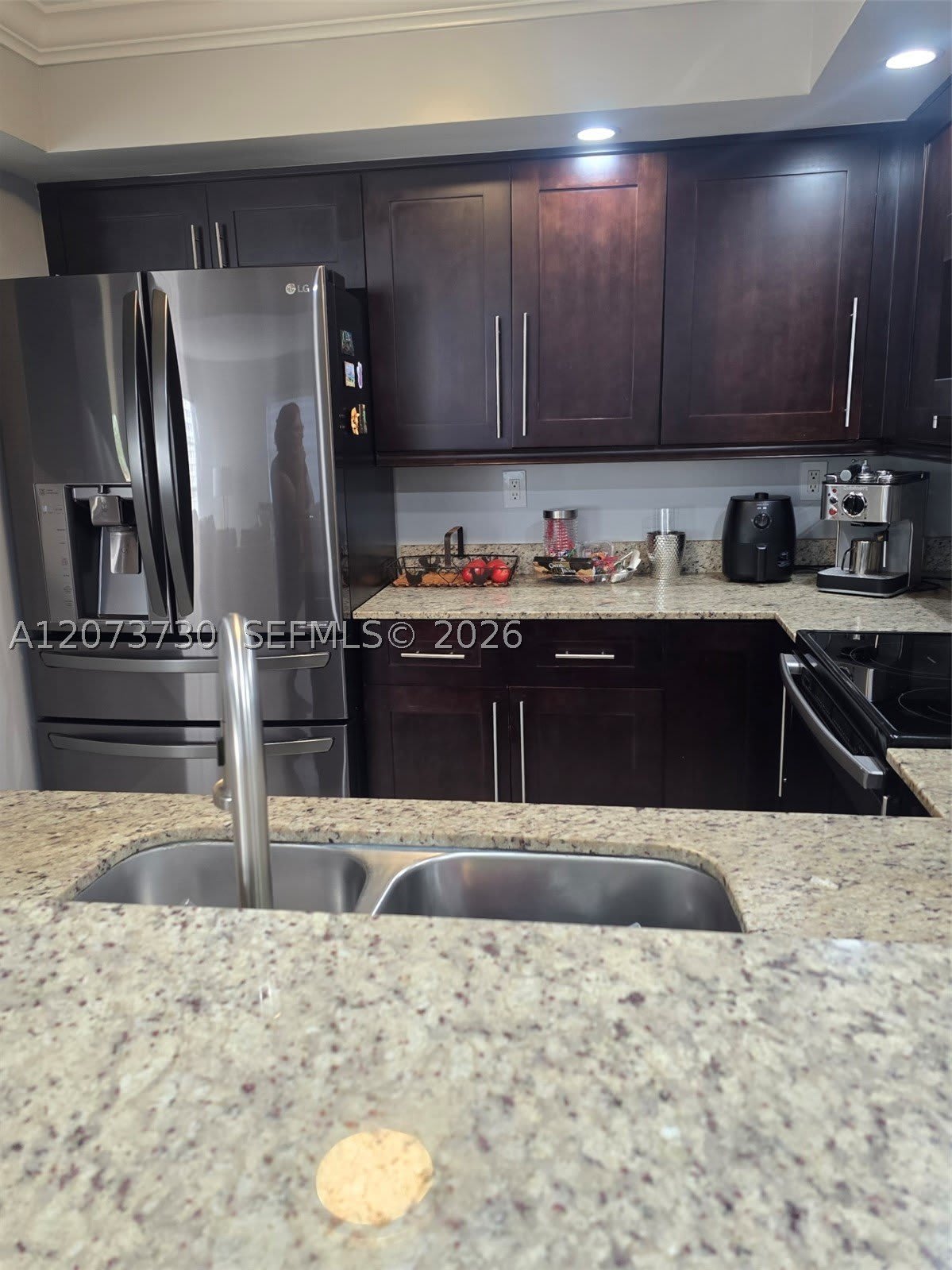 12025 SW 19th Ln – photo 4