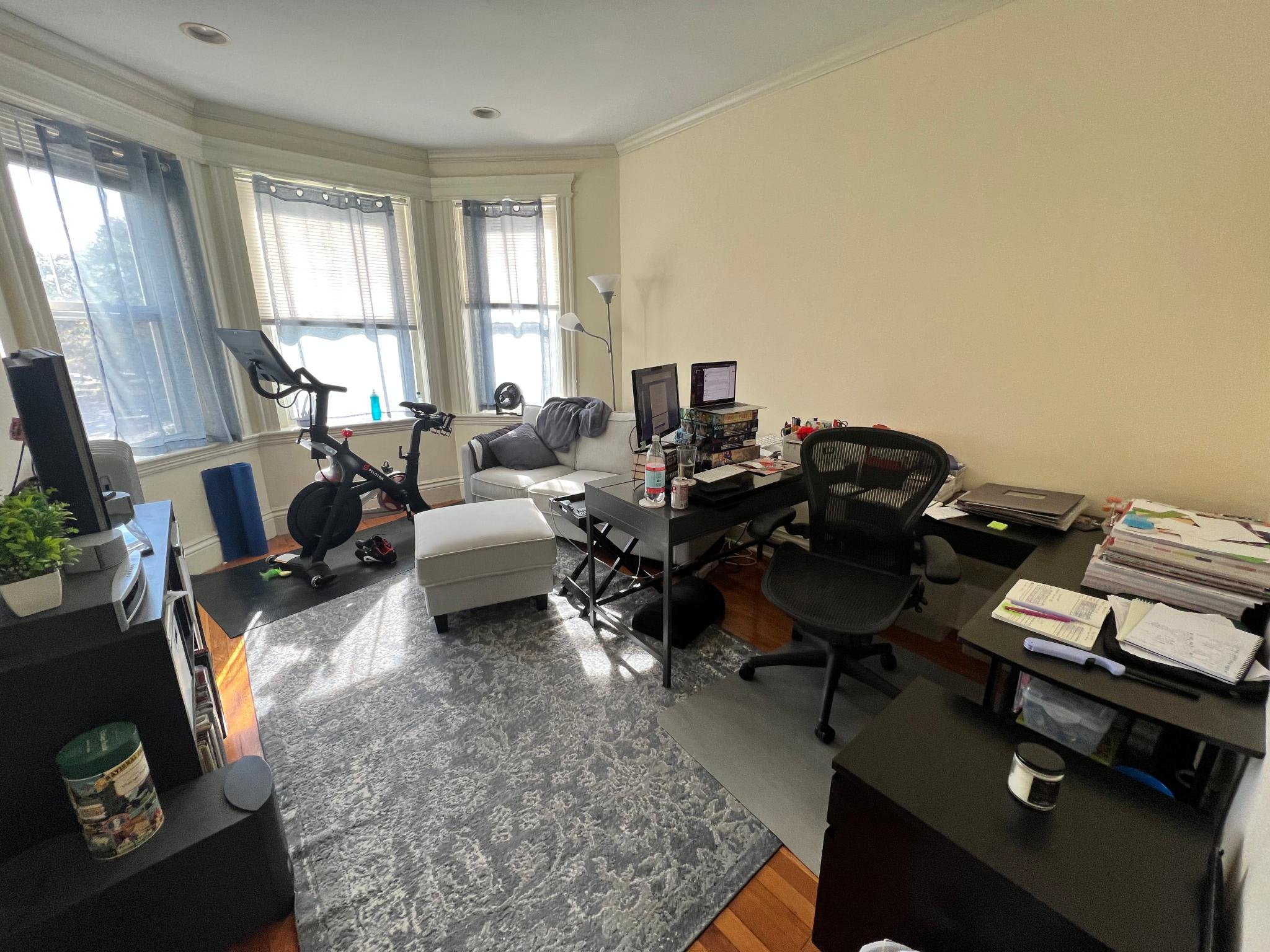 100 Queensberry St – photo 1