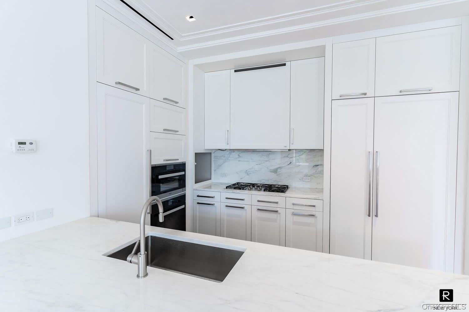 235 W 75Th Street – photo 3