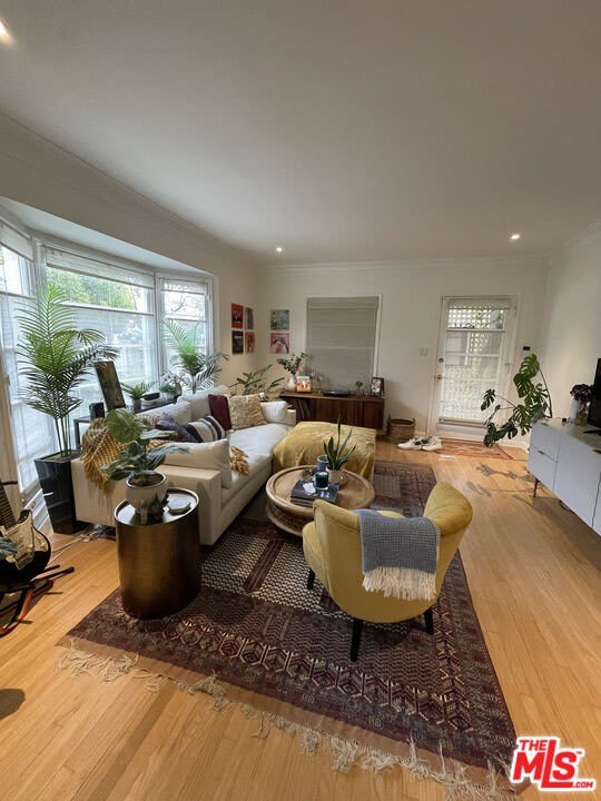 1173 Masselin Ave – photo 3