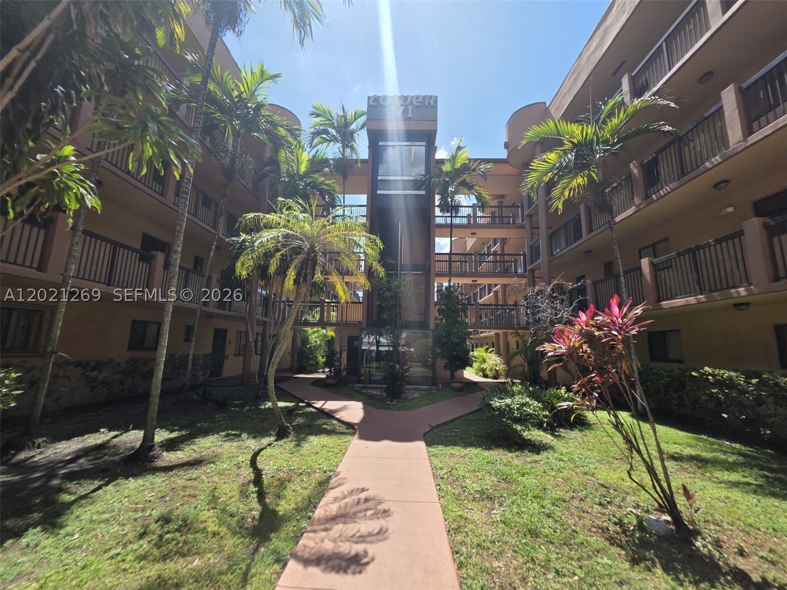 5560 W 21st Ct – photo 2