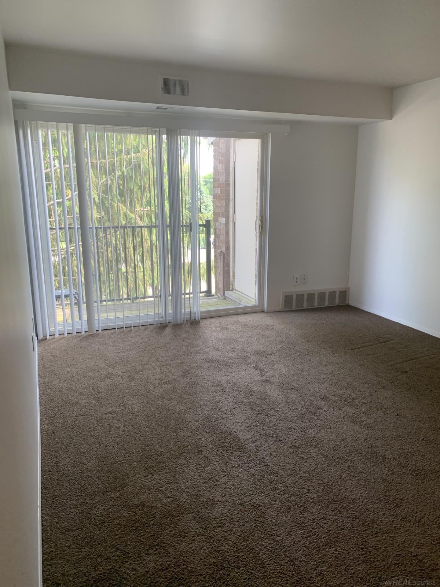 38290 fairway #148a Court – photo 2