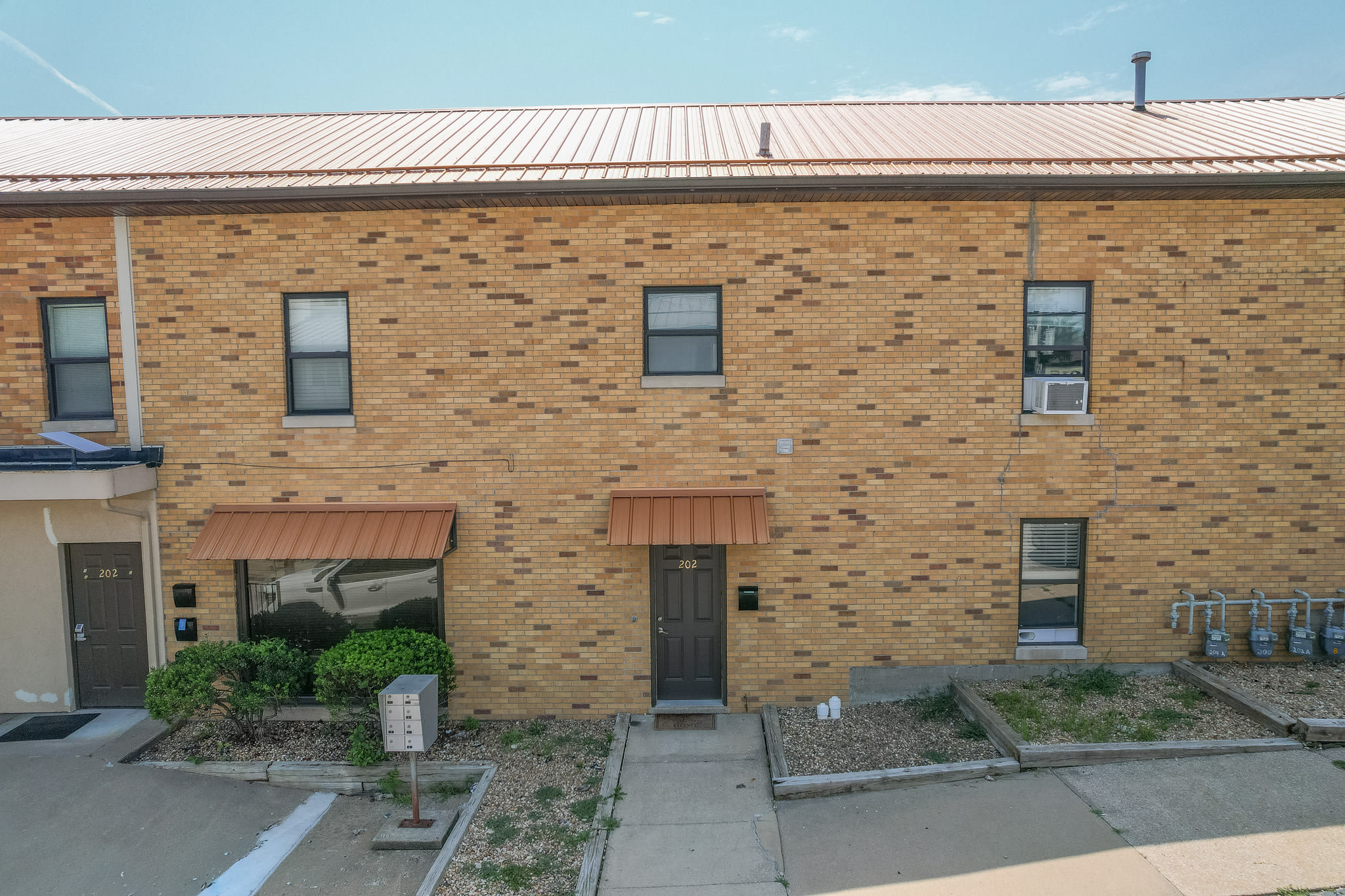 202 East Franklin Street – photo 2